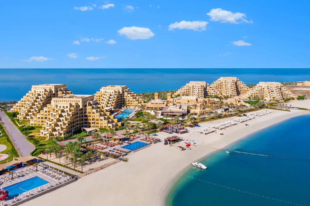 beach-resort-image