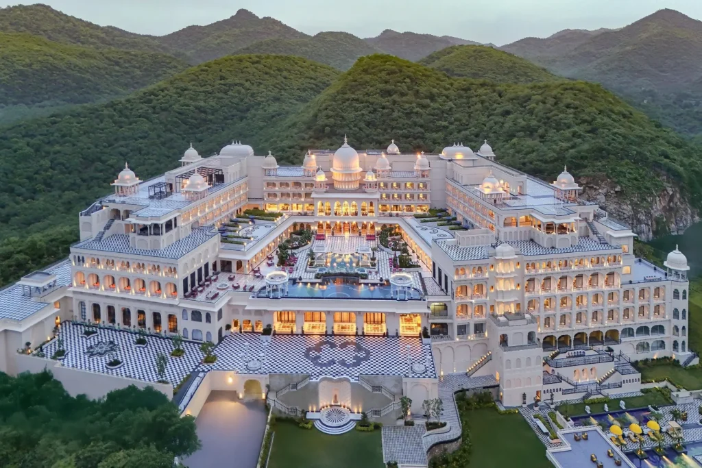 fairmont_udaipur_palace-1024×683